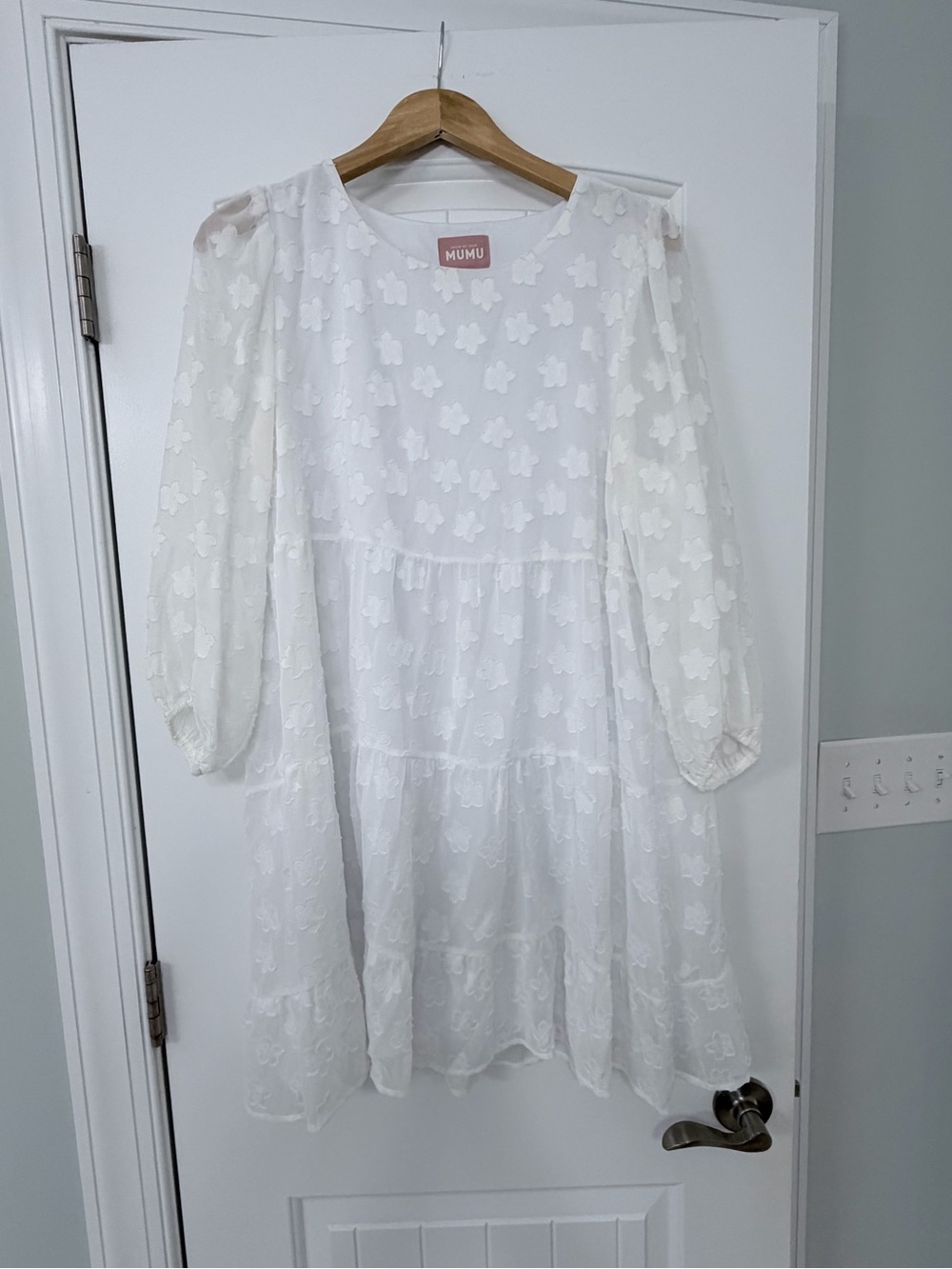 Show Me Your Mumu White Textured Floral Tiered Mini Dress L